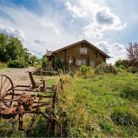 Le Chalet Du Chemin Et Sa Roulotte Berviller-en-Moselle Exteriör bild